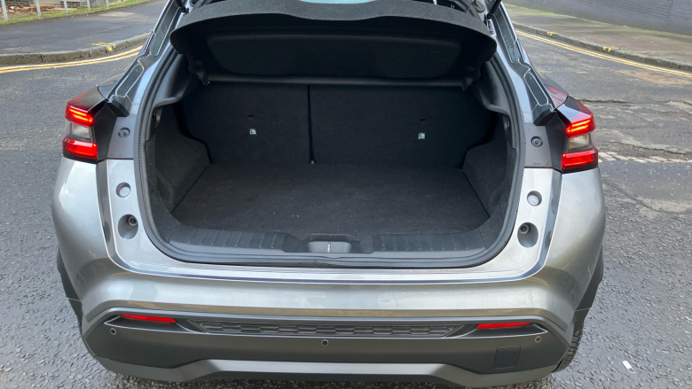 Nissan Juke 1.0 DiG-T N-Connecta 5dr Petrol Hatchback